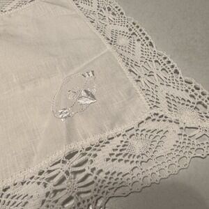 Vintage Embroidered 6 Placemats 17"x 11" Claddagh Irish Friendship Ring Crochet